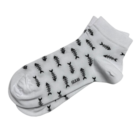 Valged madalad sokid musta värvi kalaroots