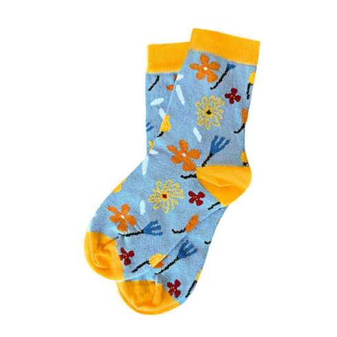 Vaaleansinisiä kukkasukkia