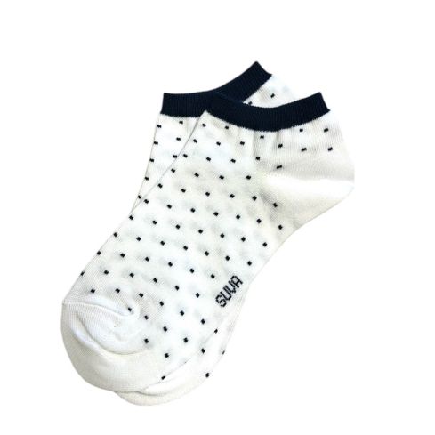 Madalad valged sokid väikeste tumesiniste täppidega ja tumesinise säärega.