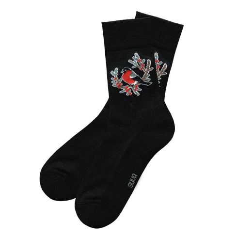 mustad sokid leevikesega