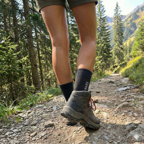 SUVA MATKASOKID meriinovillast ja hõbeniidiga